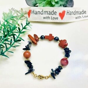 Artisanal Black and Coral-Pink Stone Bracelet with Gold-Toned Clasp